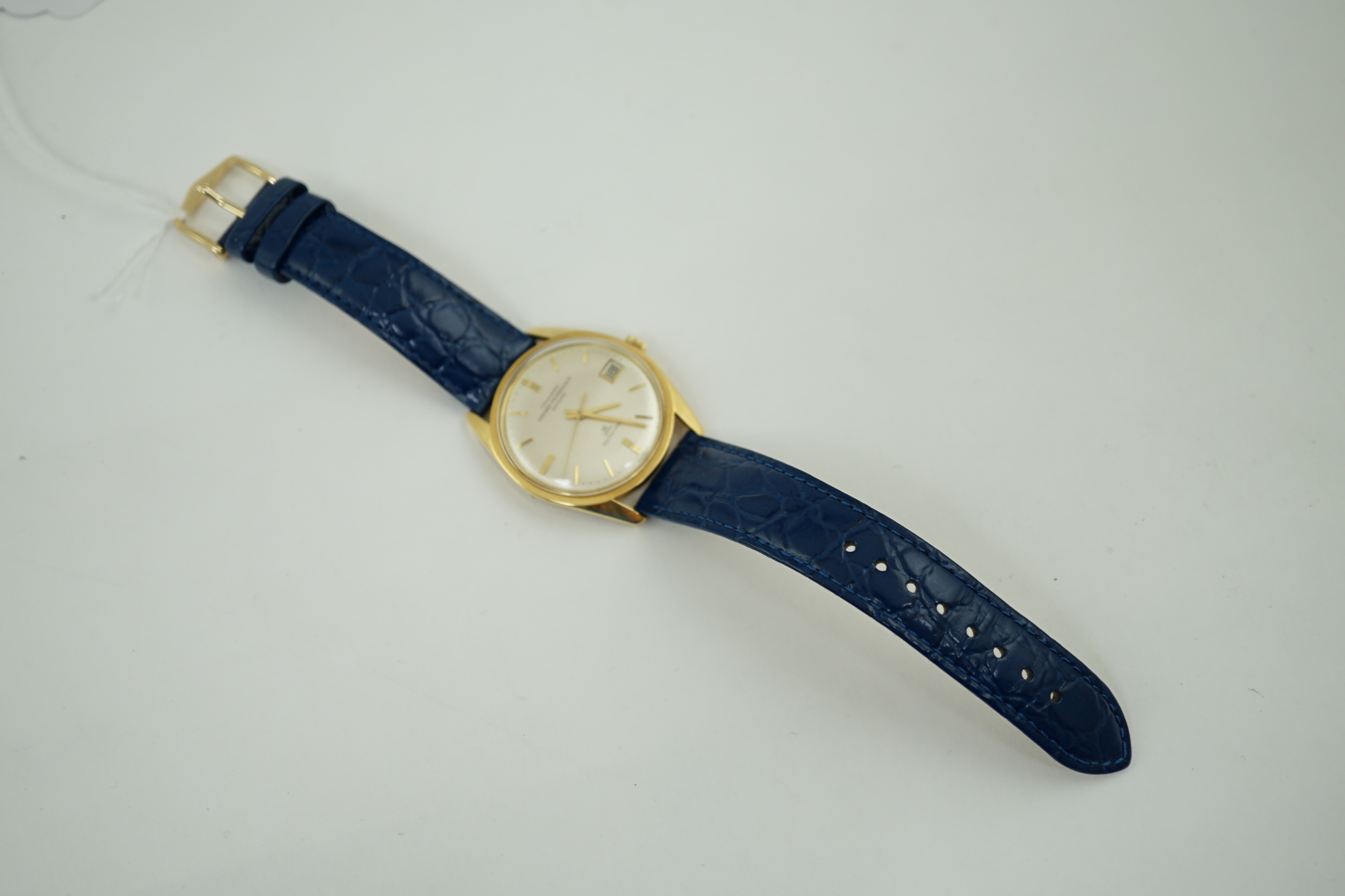 A gentleman's 1960's 18k gold Girard Perregaux automatic chronometer Richeville model wrist watch